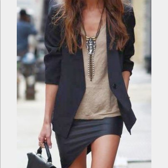 Meet your Posher, Vy - Picture 1 of 1